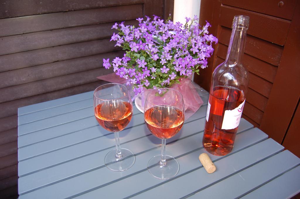 Apartman Rosé Eger Esterno foto