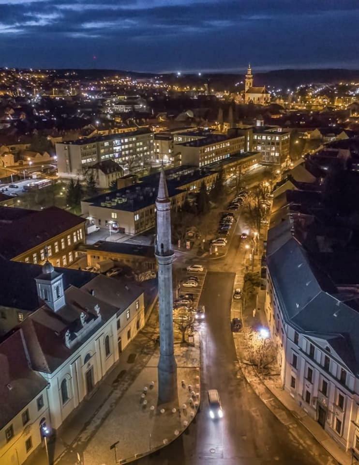 Apartman Rosé Eger Esterno foto